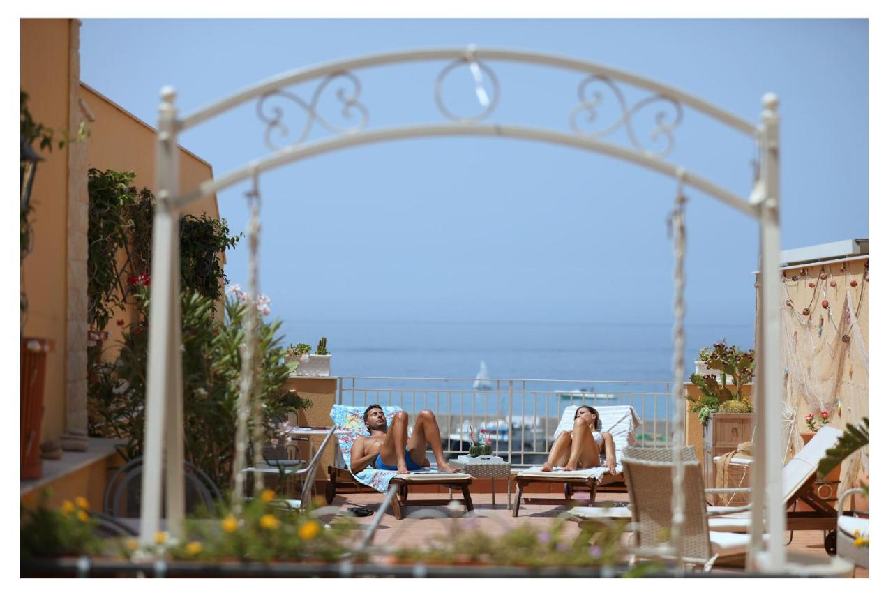 Palermo Mare Holidays Sferracavallo Exterior foto